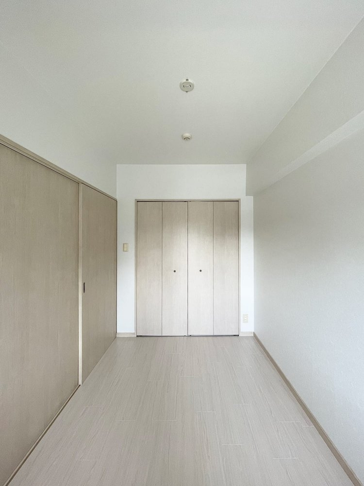 新品家具付きマンション博多駅東29(KaGood福岡)の洋室
