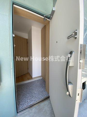 ベルメゾン中村橋ノース NEの玄関