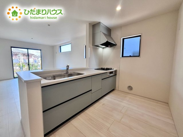 上尾市瓦葺　新築戸建　リーブル01のキッチン