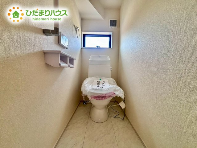 上尾市瓦葺　新築戸建　リーブル01のトイレ
