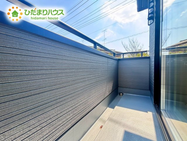 上尾市瓦葺　新築戸建　リーブル01のバルコニー