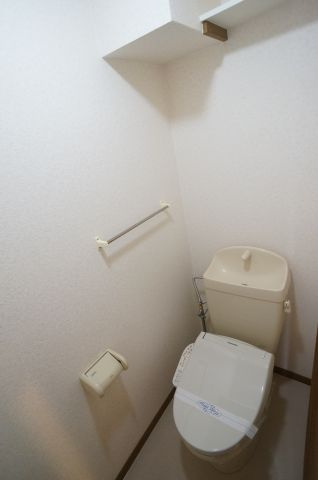 エクセレント宝塚東のトイレ|参考、同建物・反転間取りの号室