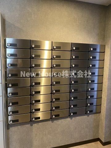 豊島区池袋１丁目の賃貸マンションのエントランス