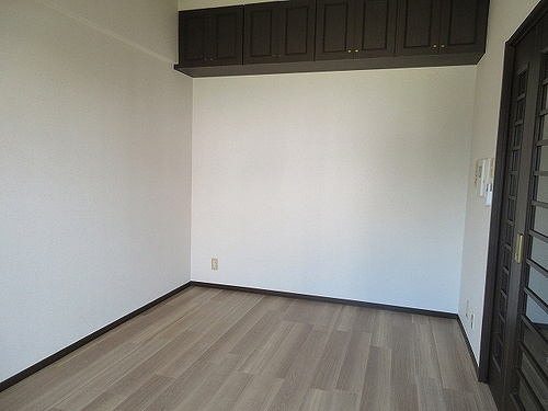 ライオンズマンション東町の洋室|コンパクトで使いやすい洋室です