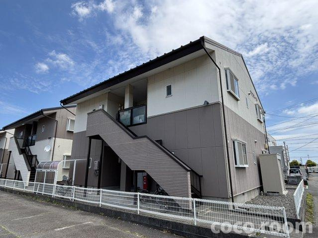 サウスフィールドC棟の外観