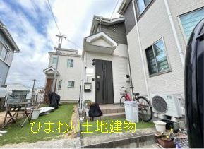 【外観】 | 藤沢市辻堂6丁目 中古戸建 | 2017年9月築　木造ストレート葺2階建て　新規リフォーム済み