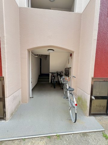 熊野マンションのエントランス
