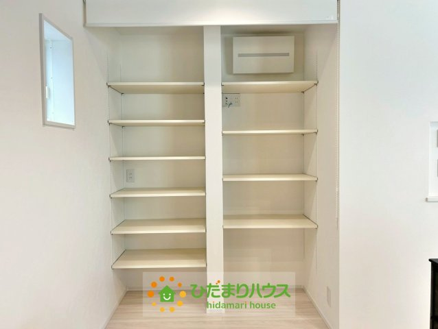 久喜市上町　新築一戸建て　の収納|パントリーとしてお使いいただける可動式の収納です！
