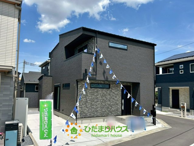 久喜市上町　新築一戸建て　の外観|飽きのこない、シンプルでモダンなデザインです♪
