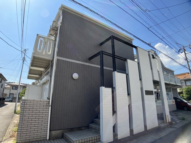 ジュネパレス藤原の外観