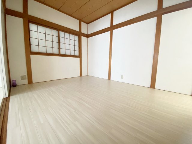 中古戸建　千代川町小林西芝の洋室