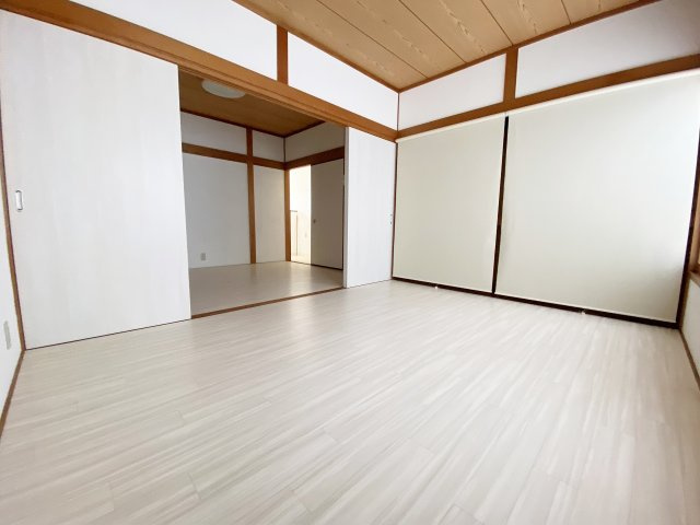 中古戸建　千代川町小林西芝の洋室