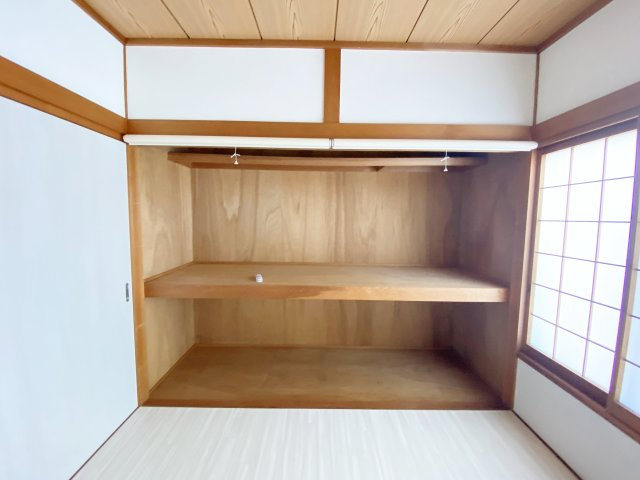 中古戸建　千代川町小林西芝の収納