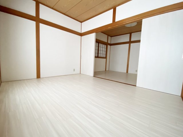 中古戸建　千代川町小林西芝の洋室
