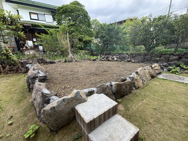 リフォーム済み　富士産業別荘地の和風3SLDKの庭