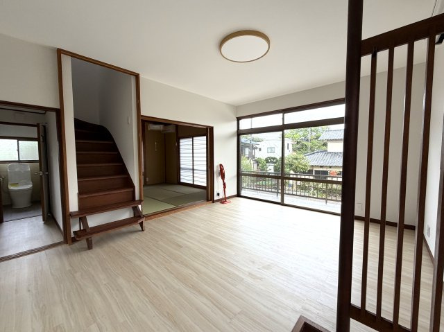 リフォーム済み　富士産業別荘地の和風3SLDKの居間・リビング
