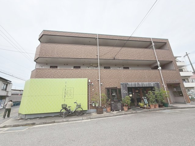 エクセレント宝塚東の外観