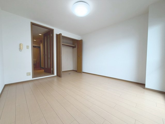 エクセレント宝塚東の内装