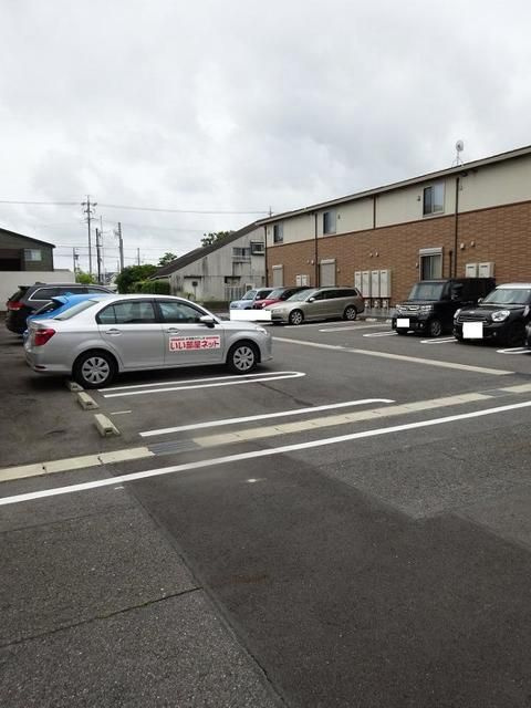 ナチュラル　ハーベスト　　刈谷市近郊の賃貸はクラスホームの駐車場