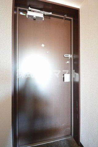 フレンシアノイエ難波南（旧グランシス難波南）の玄関