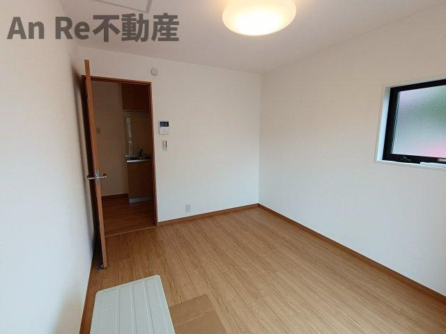 川口市桜町３丁目のアパートの洋室