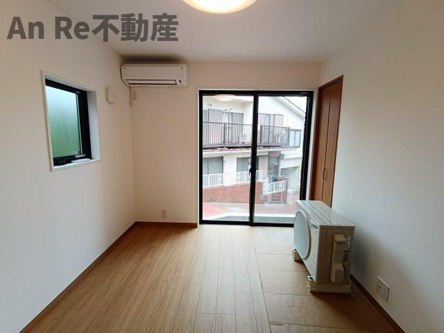 川口市桜町３丁目のアパートの寝室
