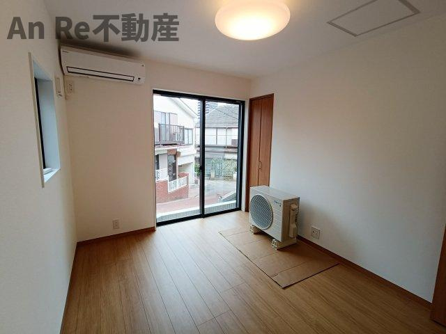 川口市桜町３丁目のアパートの居間・リビング|別部屋イメージ写真
