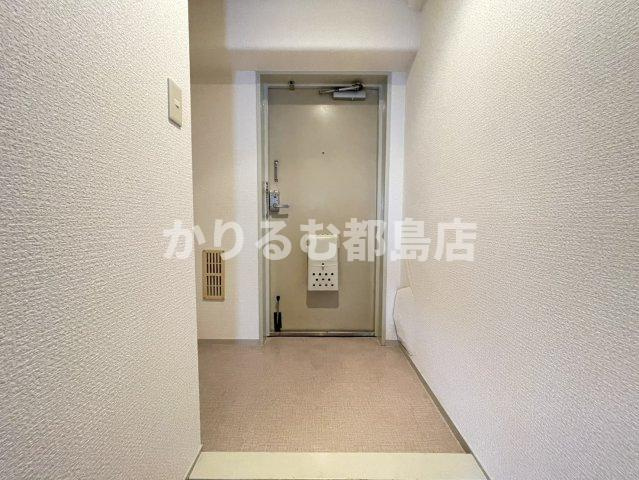 都島北通りマンションの玄関