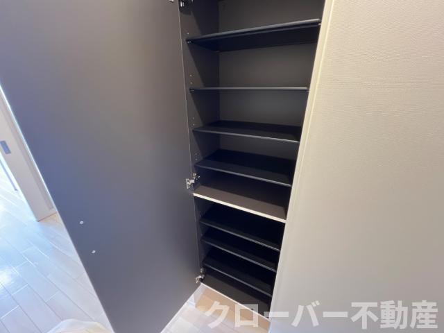 オレンジガーデンの収納|下駄箱