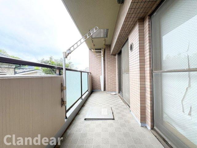 藤和シティコープ松戸小根本のバルコニー|ドキドキの新生活も、安心してスタート。ぴったりの住まいを見つけませんか？クランディアが一緒に住まい選びをサポートします‼　まずは、お気軽にお問合せください　＃クランディア