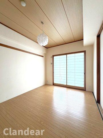 藤和シティコープ松戸小根本の洋室|ドキドキの新生活も、安心してスタート。ぴったりの住まいを見つけませんか？クランディアが一緒に住まい選びをサポートします‼　まずは、お気軽にお問合せください　＃クランディア