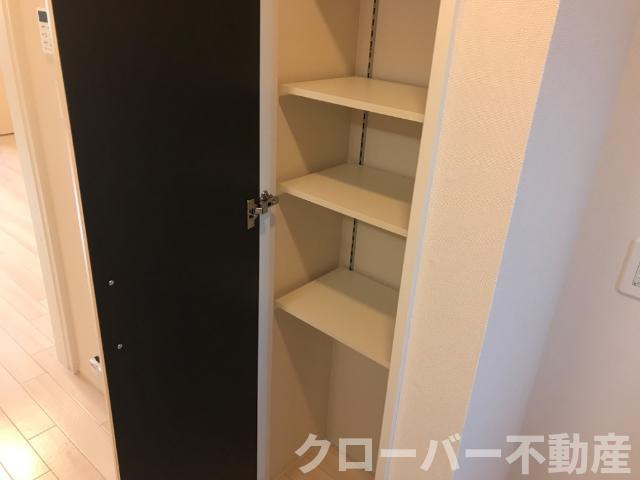 キャトルセゾン　Ⅱの収納|パントリー