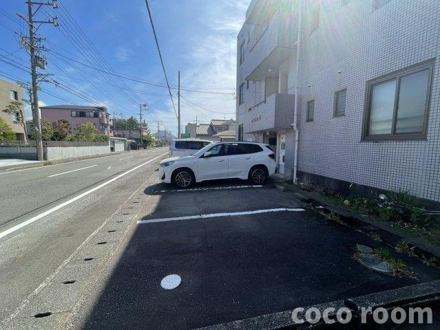 グランパル２１　Ａの駐車場