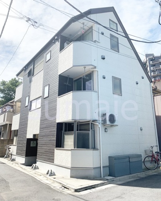 ｆｌａｐ王子の外観|閑静な住宅街に位置してます綺麗なアパート☆