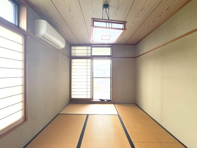 磯城郡田原本町大字八尾の和室|落ち着いた雰囲気の和室６帖　押入れ付きです