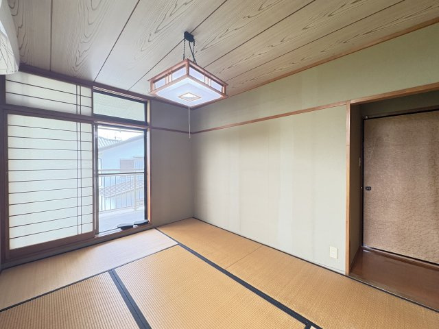 磯城郡田原本町大字八尾の和室|落ち着いた雰囲気の和室６帖　押入れ付です