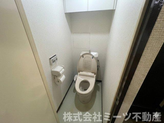 正起瓢箪山ハイツのトイレ|※掲載画像はAI生成によるイメージであり、実際の物件とは異なる場合があります。
