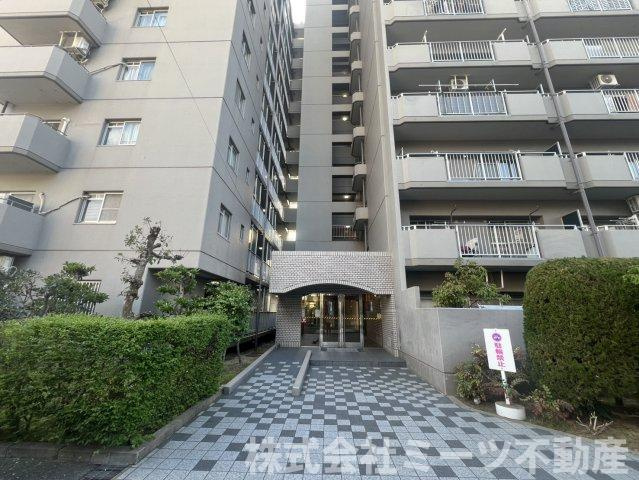 正起瓢箪山ハイツの外観