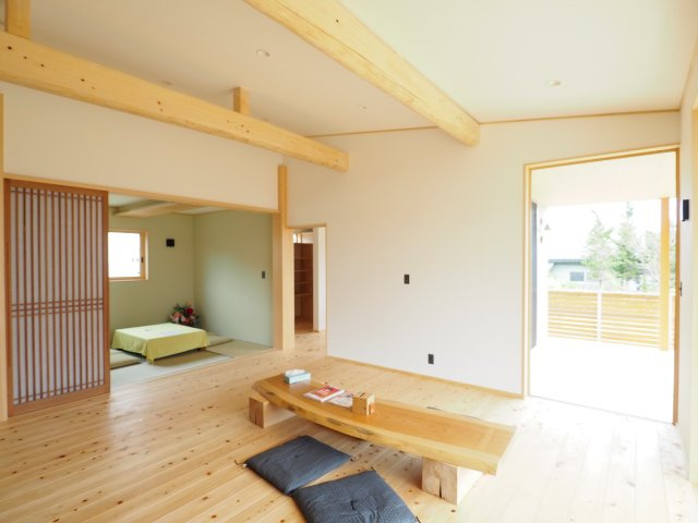 【居間・リビング】 | タカハシホーム　蓬莱町6丁目 | ★内覧予約でブランド米2kg★