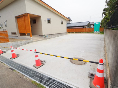 【駐車場】 | タカハシホーム　蓬莱町6丁目 | ★内覧予約でブランド米2kg★