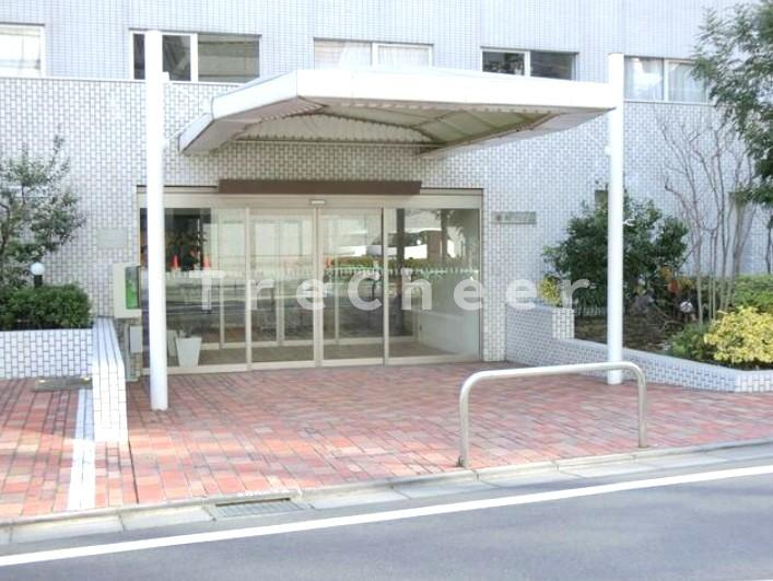 番町ハイムのエントランス