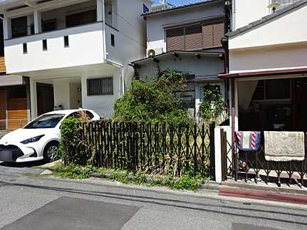 南区東雲本町１丁目の前面道路含む現地写真