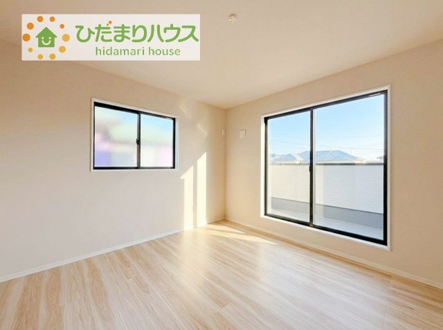 【寝室】 | 阿見町実穀55期　新築戸建 | 広めの主寝室は、ベッドの他にもパソコンデスクやドレッサーなども置けちゃいます(*^-^*)