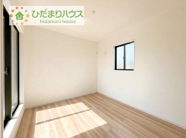 【洋室】 | 阿見町実穀55期　新築戸建 | 机にベットを置けば子供部屋の完成です！