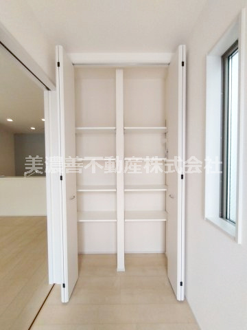６６８９０　岐阜市西川手新築戸建の収納