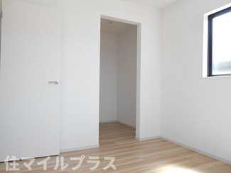 【洋室】 | 郡山市富田町丸山新築一戸建て2棟 | 個人の部屋や寝室として使える洋室です