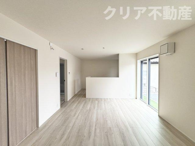 【居間・リビング】 | 藤岡市立石24-1期　駅徒歩9分庭付き♪