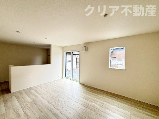 【居間・リビング】 | 藤岡市立石24-1期　駅徒歩9分庭付き♪