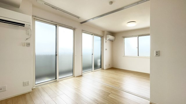 緑風の居間・リビング