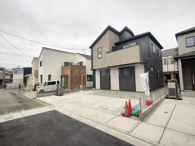 【前面道路含む現地写真】 | 川越市大塚2丁目　全2棟　1号棟 | 住環境良好です
